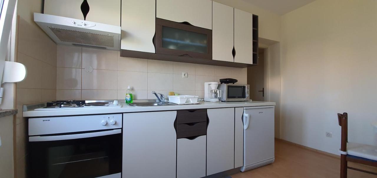 Apartmani Mira Vodice Luaran gambar