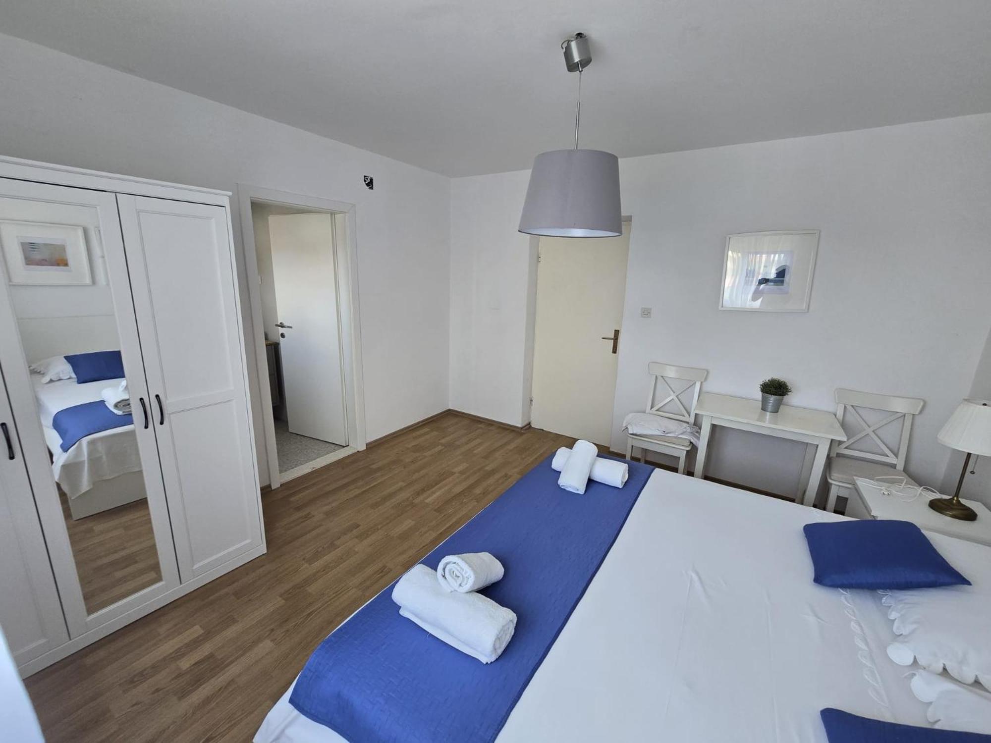 Apartmani Mira Vodice Luaran gambar