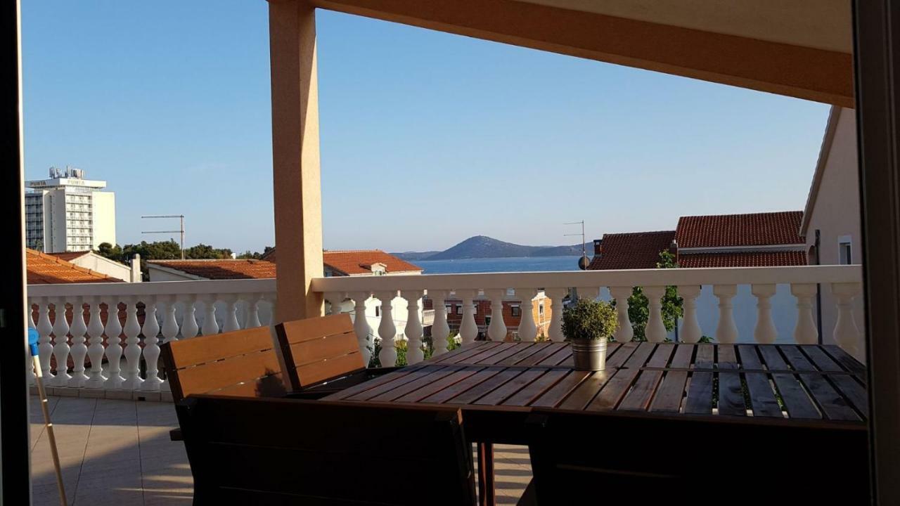 Apartmani Mira Vodice Luaran gambar